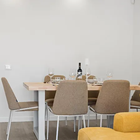 Obsidian Aquarela Apartment