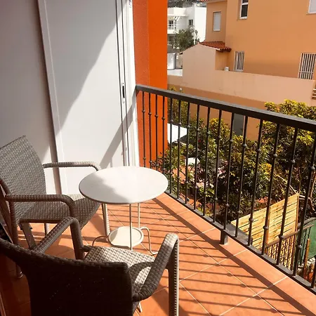 Apartment Obsidian Aquarela *