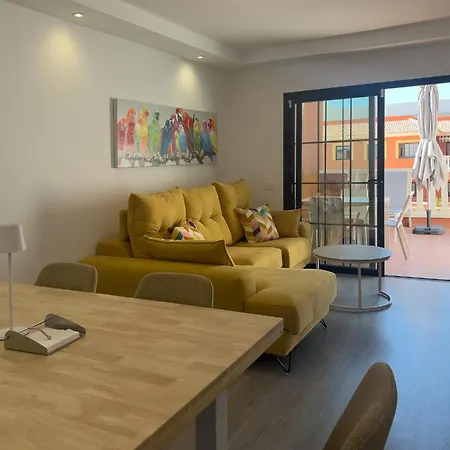 Obsidian Aquarela Apartment