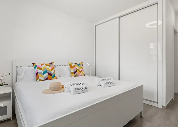 Obsidian Aquarela Apartment